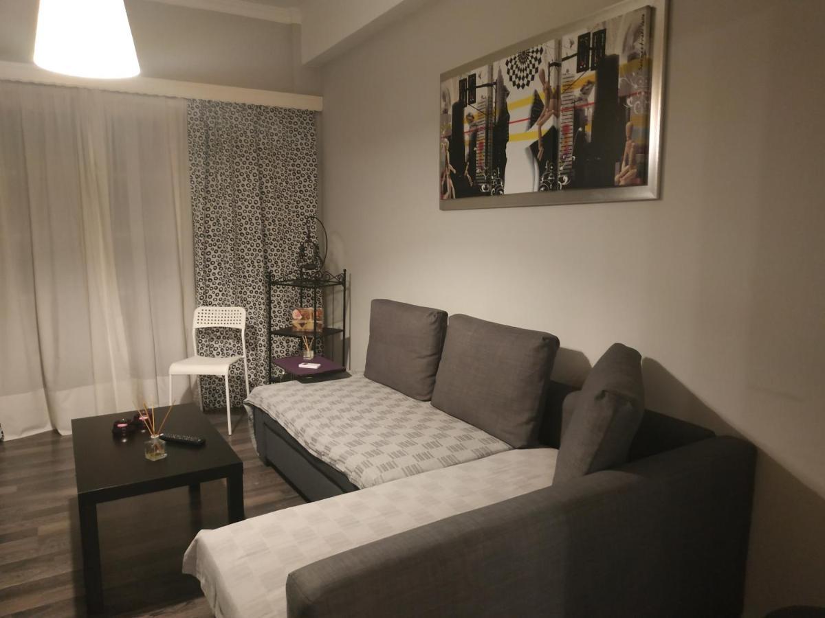 Cozy Apartment Near Metro Station Agia Marina Athènes Extérieur photo